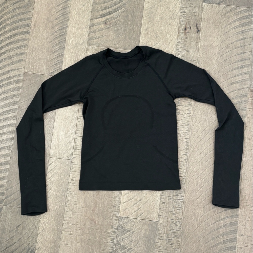 Lululemon Swiftly Tech Long Sleeve Shirt | EUC!!!!